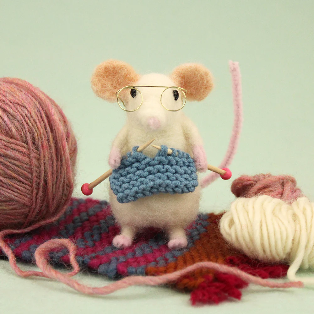 Mini Knitting Accessory for Needle Felting Characters - Image 3